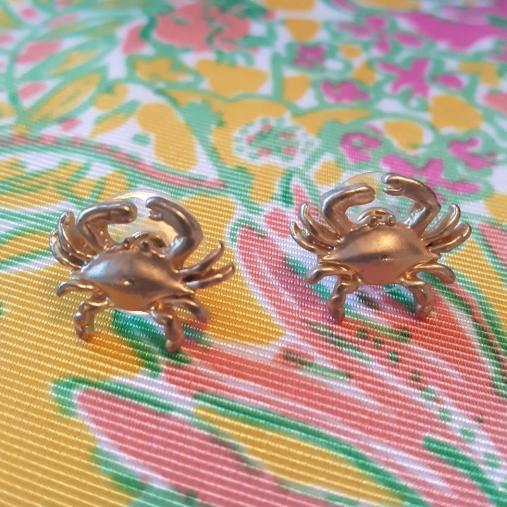 FORNASH PREPPY NAUTICAL GOLD CRAB STUDS MARYLAND